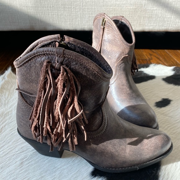 ARIAT booties with tassels - Picture 4 of 9